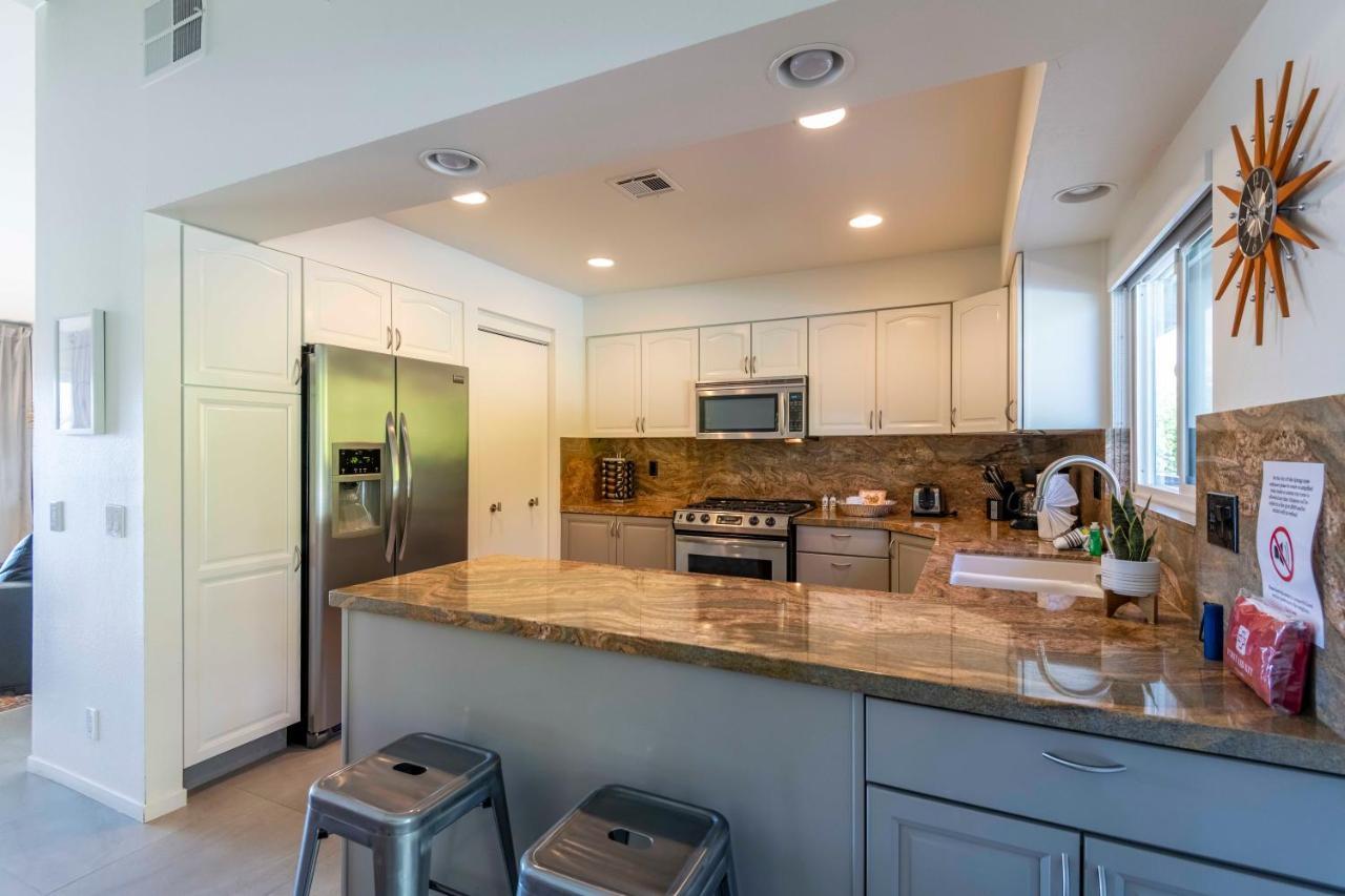 Sunrise Park Oasis Villa ปาล์มสปริงส์ ภายนอก รูปภาพ